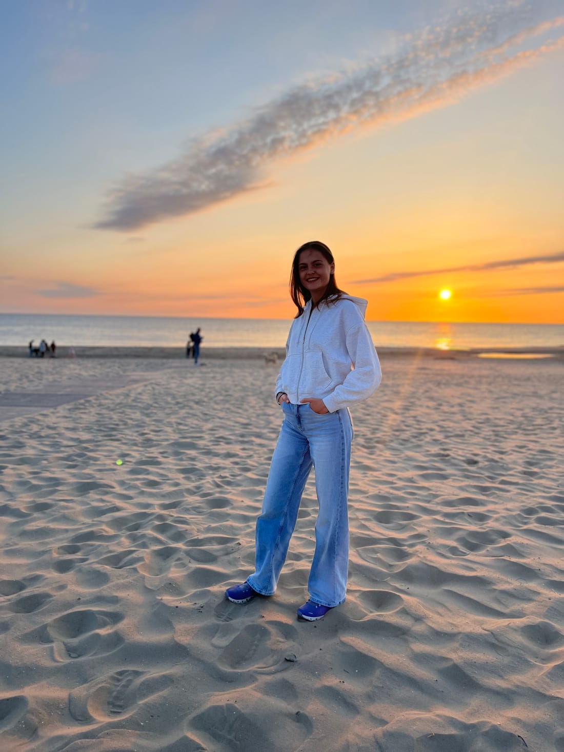 Sinne op het strand bij zonsondergang